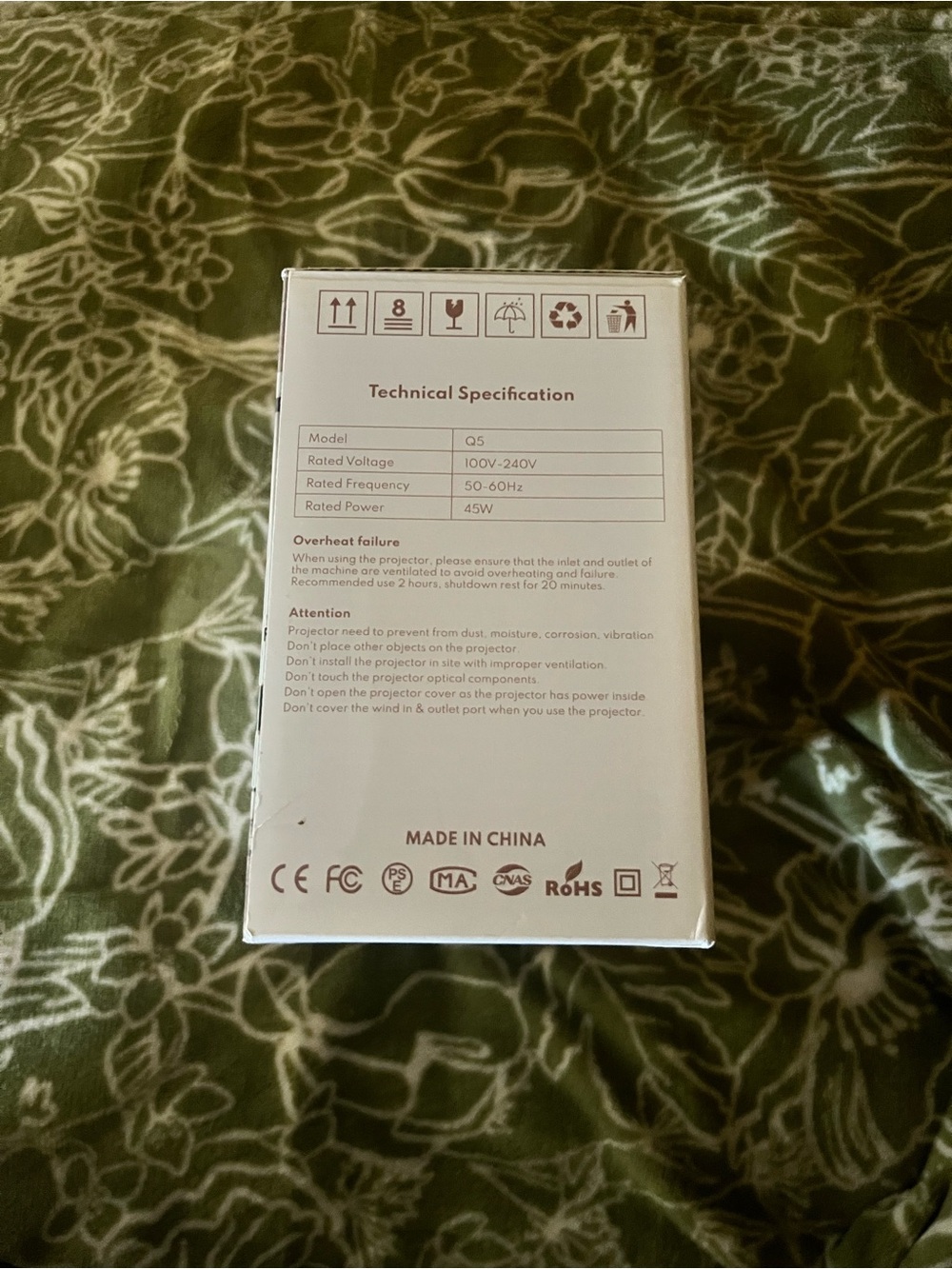 White Amazon Mini Portable Projector - Picture 7 of 8
